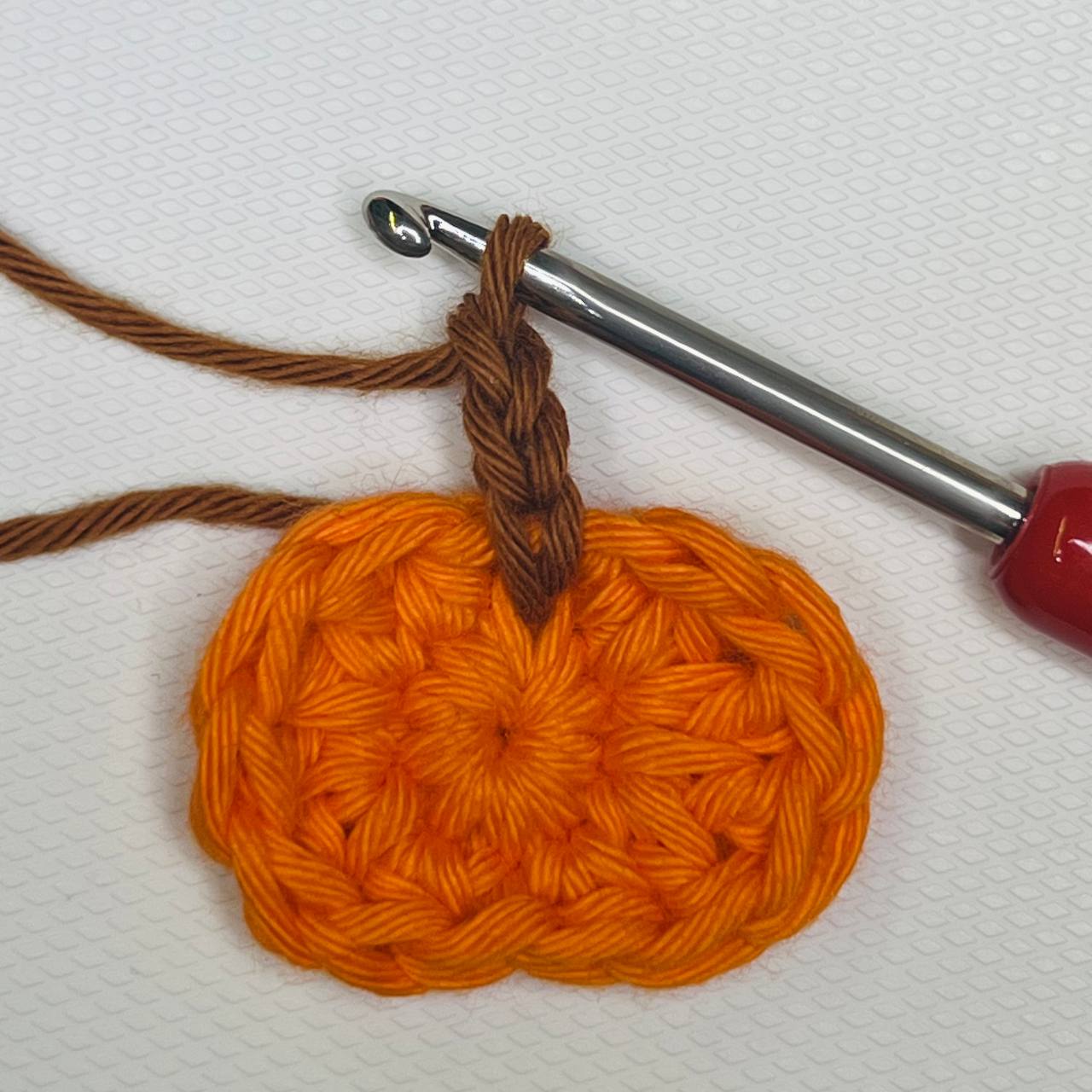 how to make a simple pumpkin applique